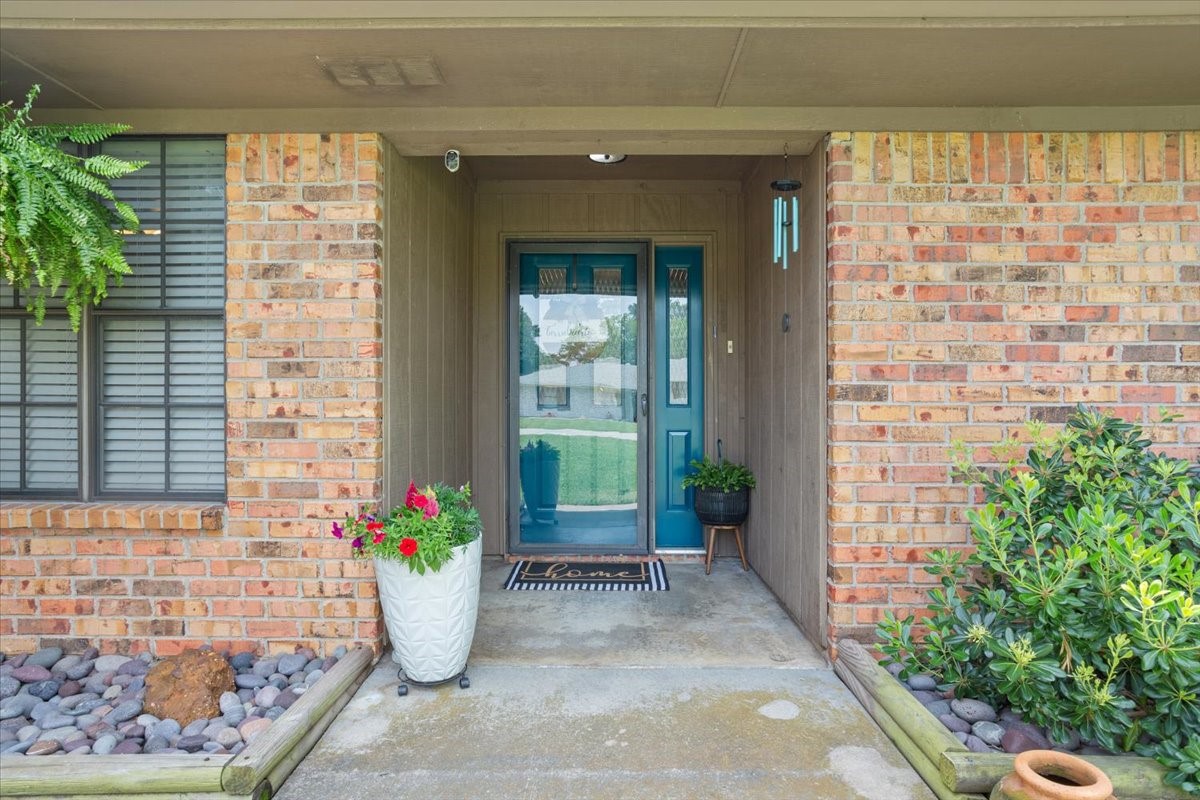 118 Rocky Creek Avenue Groesbeck TX 76642