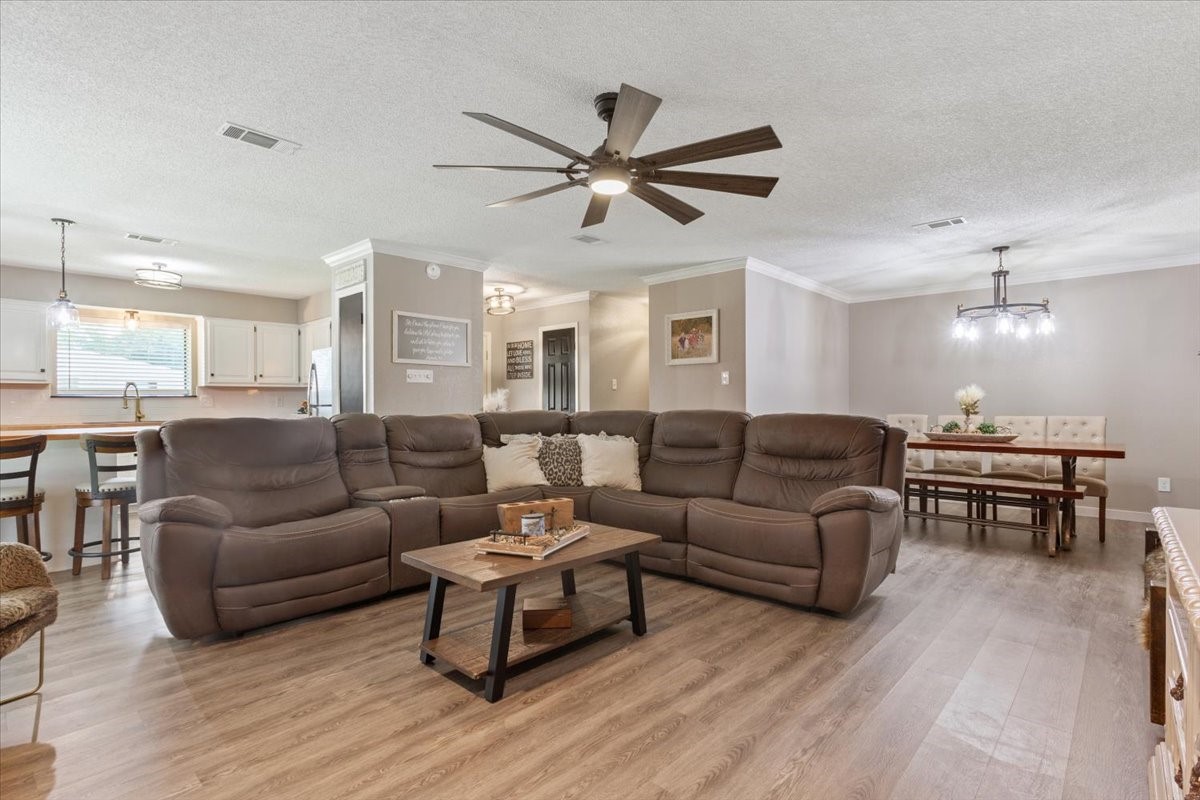 118 Rocky Creek Avenue Groesbeck TX 76642