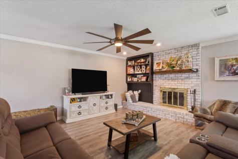 118 Rocky Creek Avenue Groesbeck TX 76642
