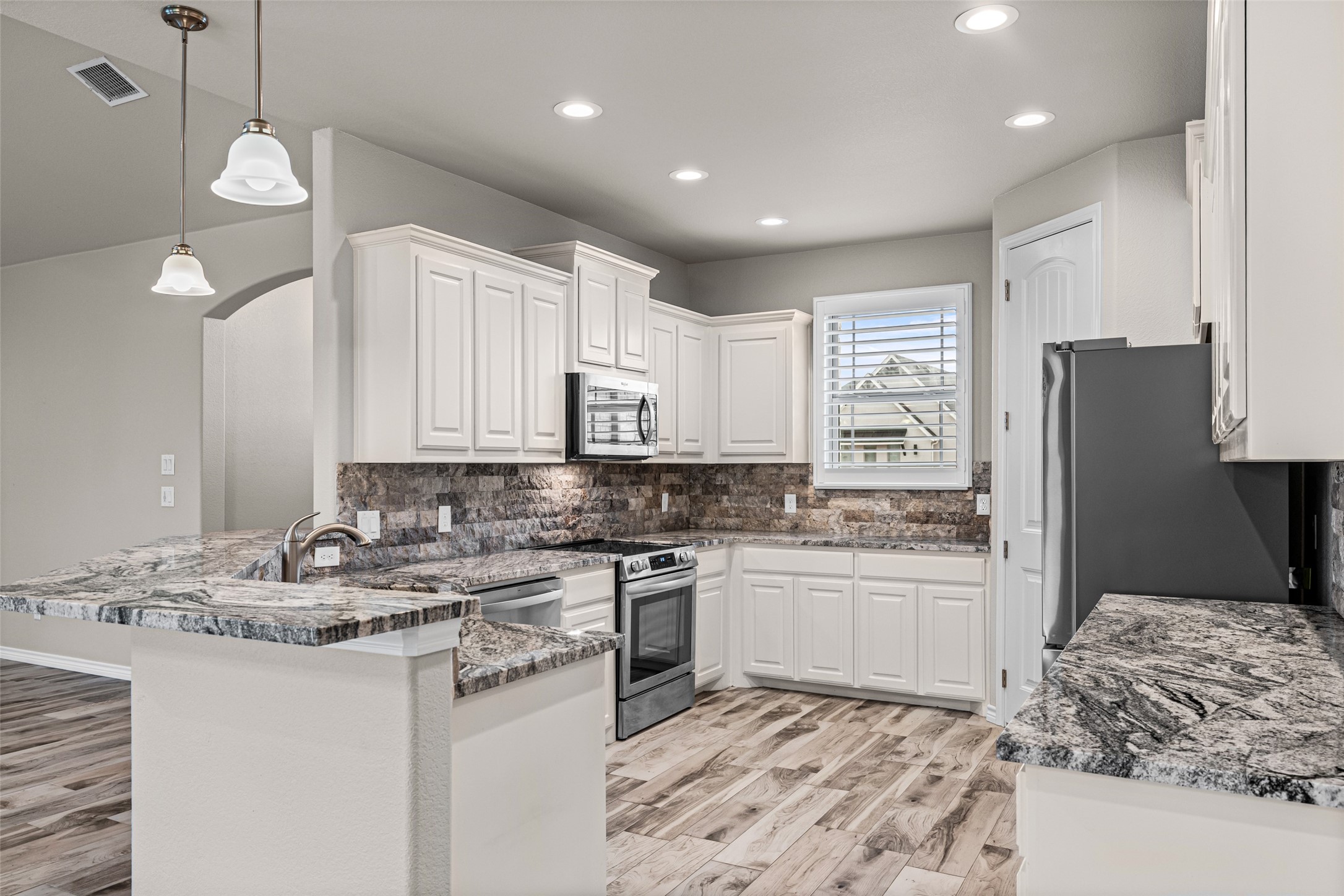 6620 Pinehurst Drive Granbury TX 76049