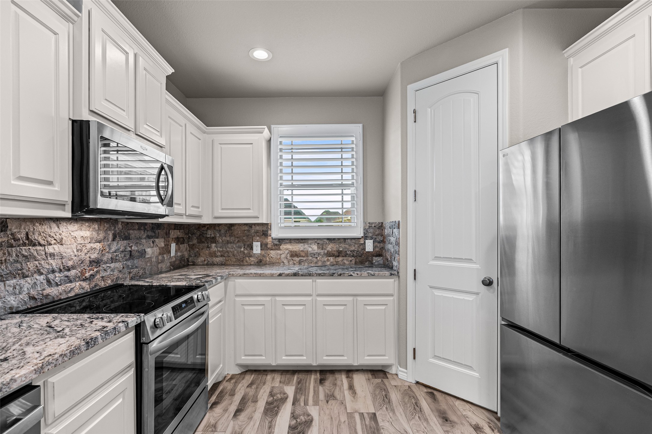 6620 Pinehurst Drive Granbury TX 76049