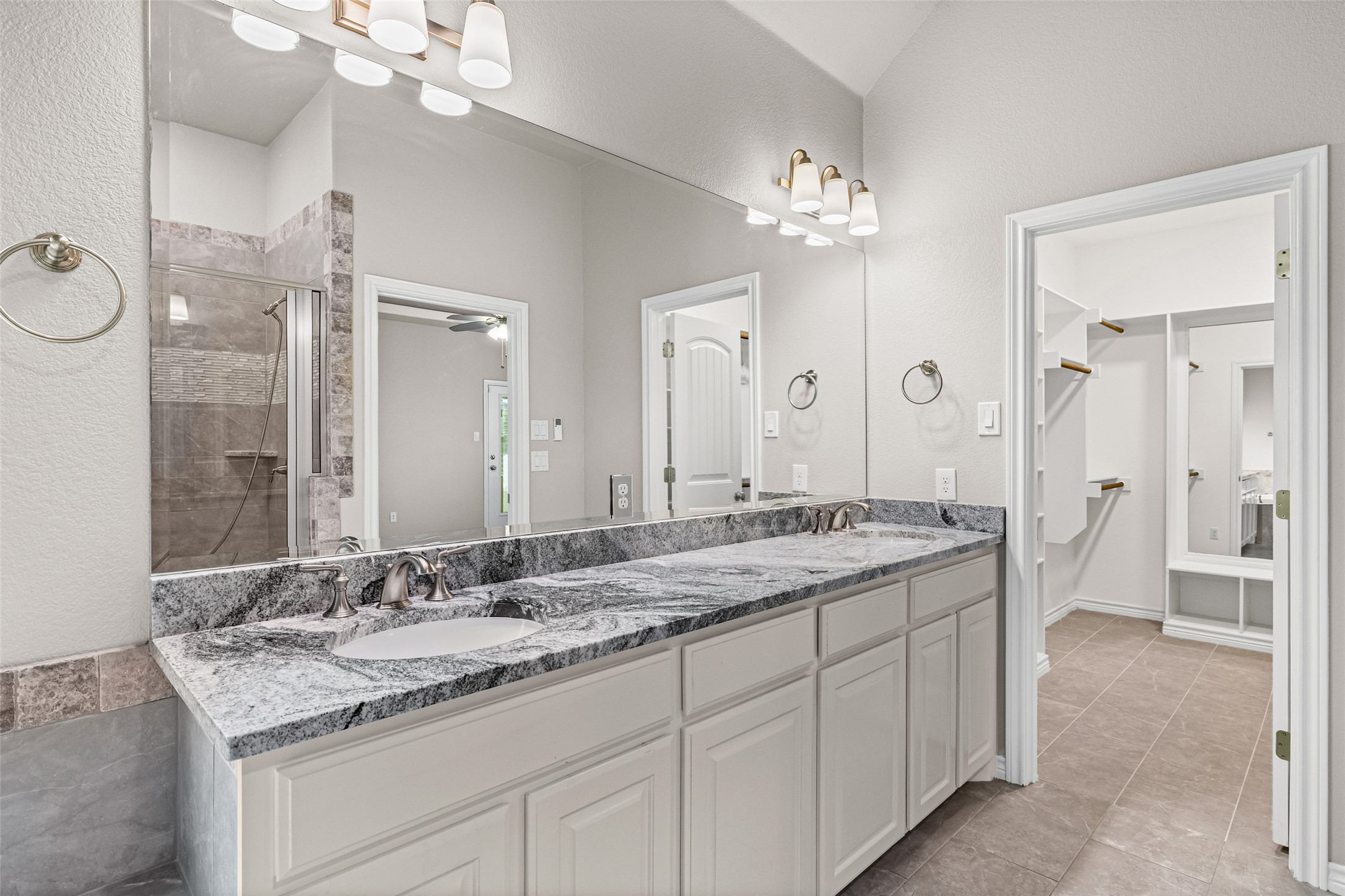 6620 Pinehurst Drive Granbury TX 76049