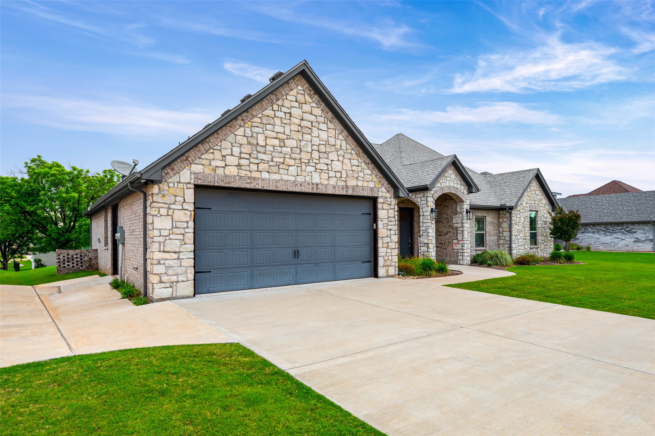 6620 Pinehurst Drive Granbury TX 76049
