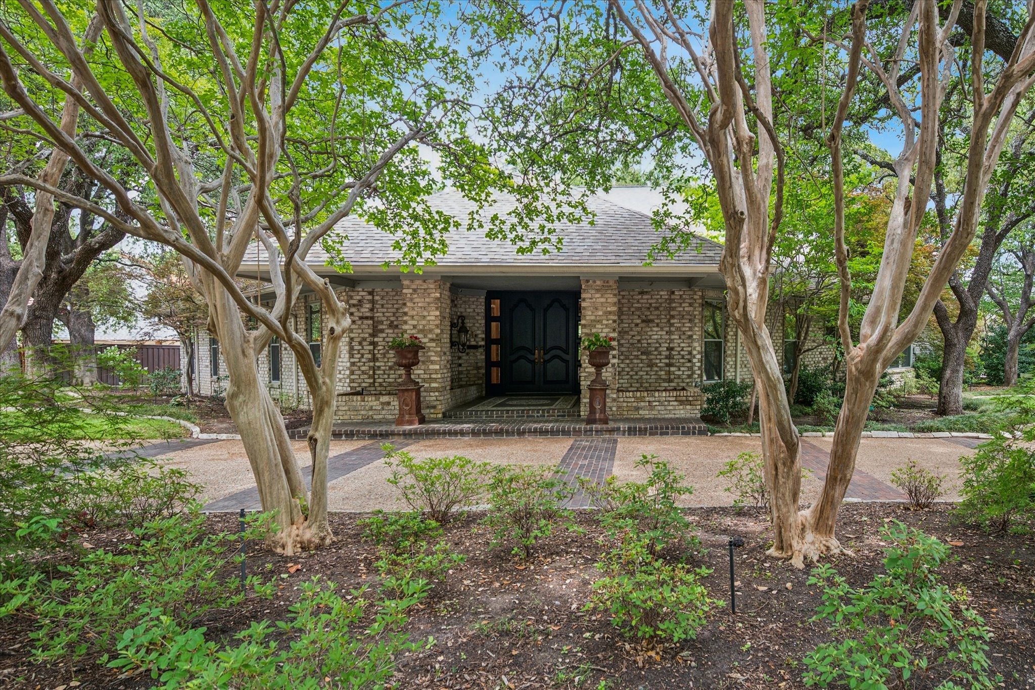 7276 Lupton Circle Dallas TX 75225