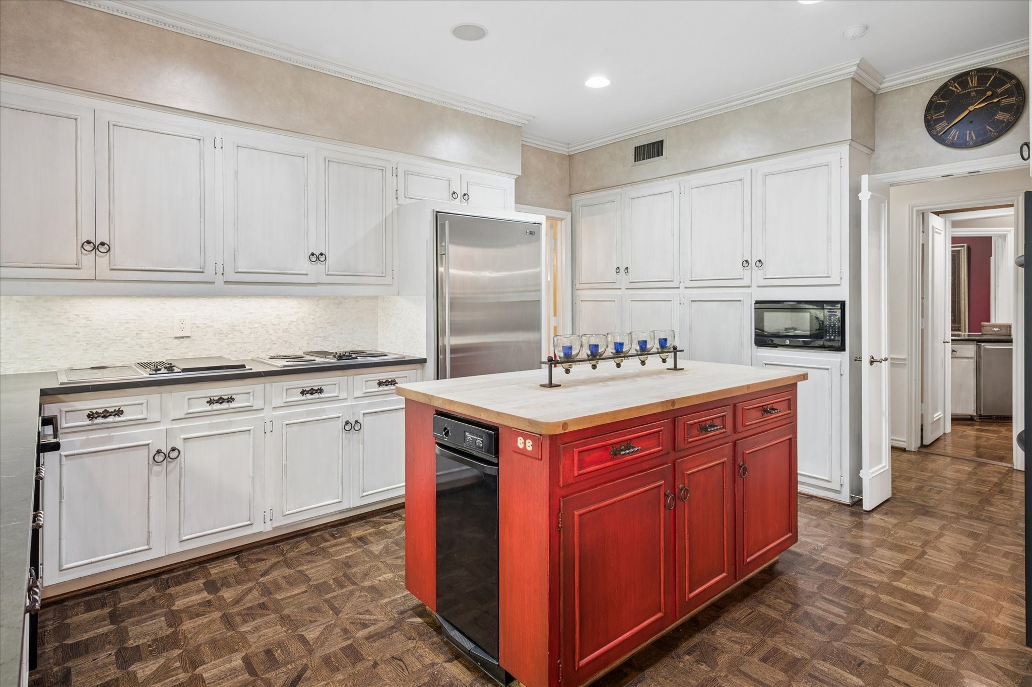 7276 Lupton Circle Dallas TX 75225