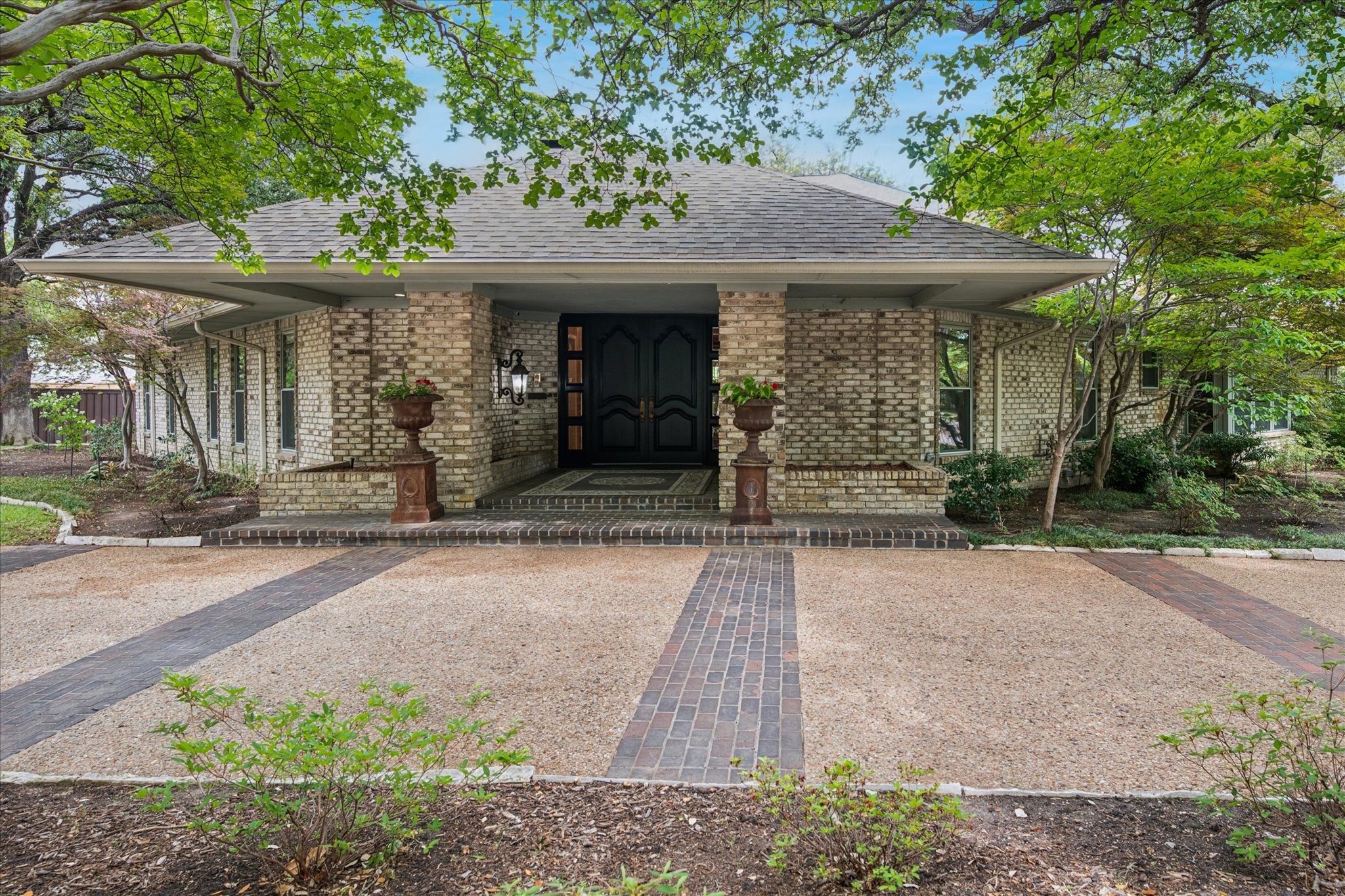 7276 Lupton Circle Dallas TX 75225