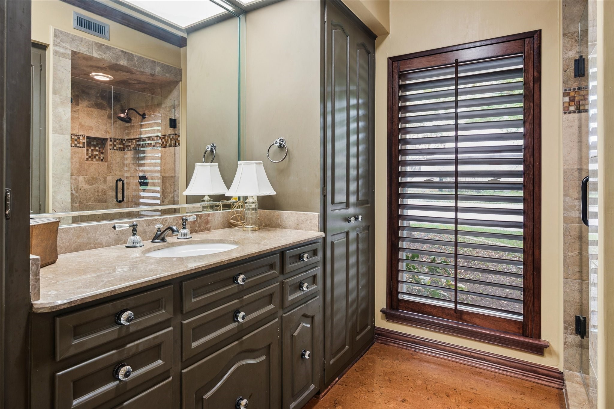 7276 Lupton Circle Dallas TX 75225