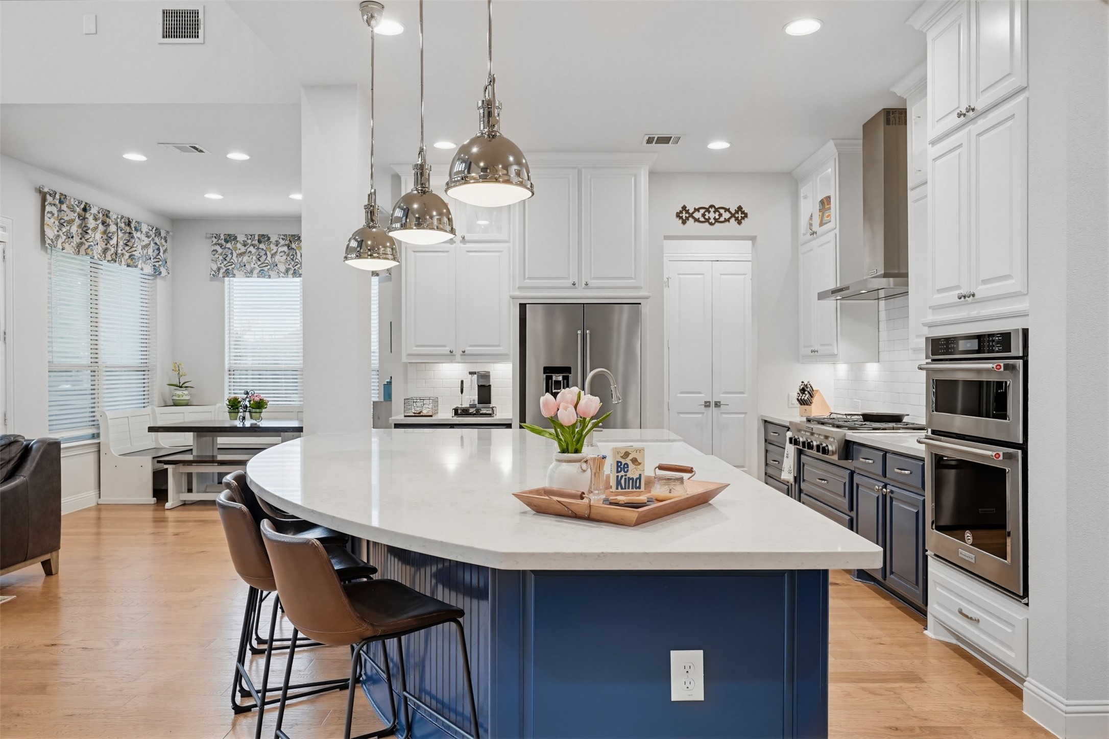 8068 Sarahville Drive Dallas TX 75252