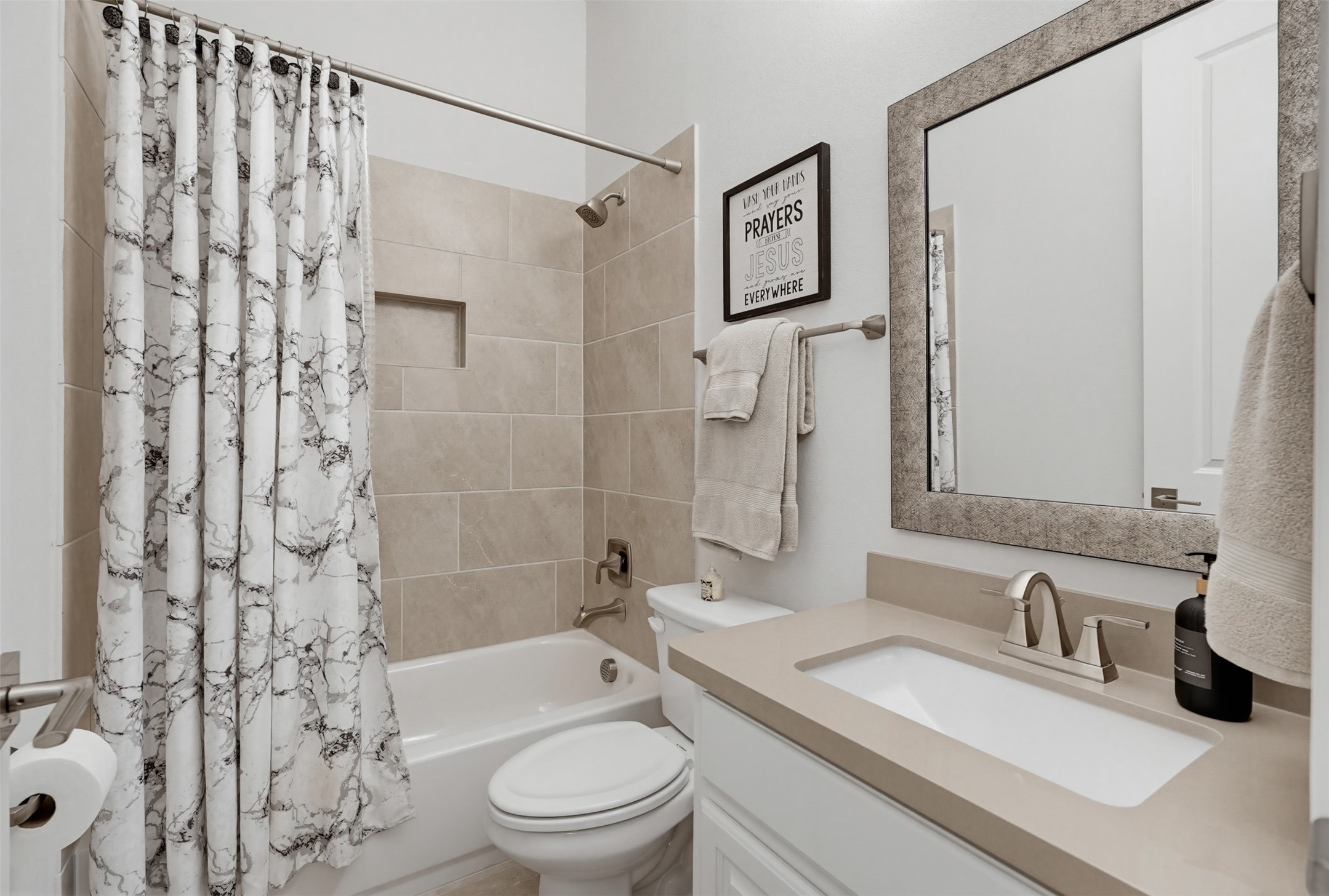 8068 Sarahville Drive Dallas TX 75252