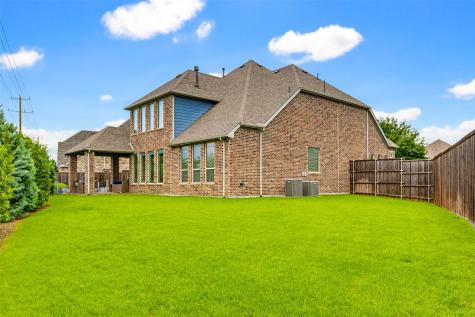 8068 Sarahville Drive Dallas TX 75252