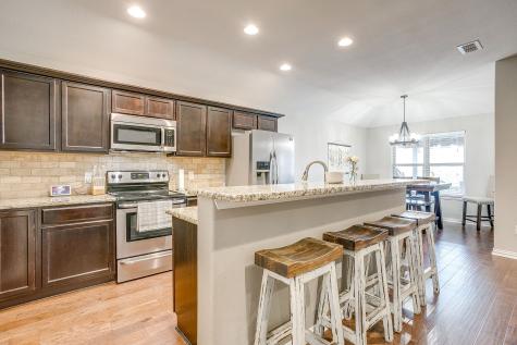 811 Carmen Ana Avenue Grandview TX 76050