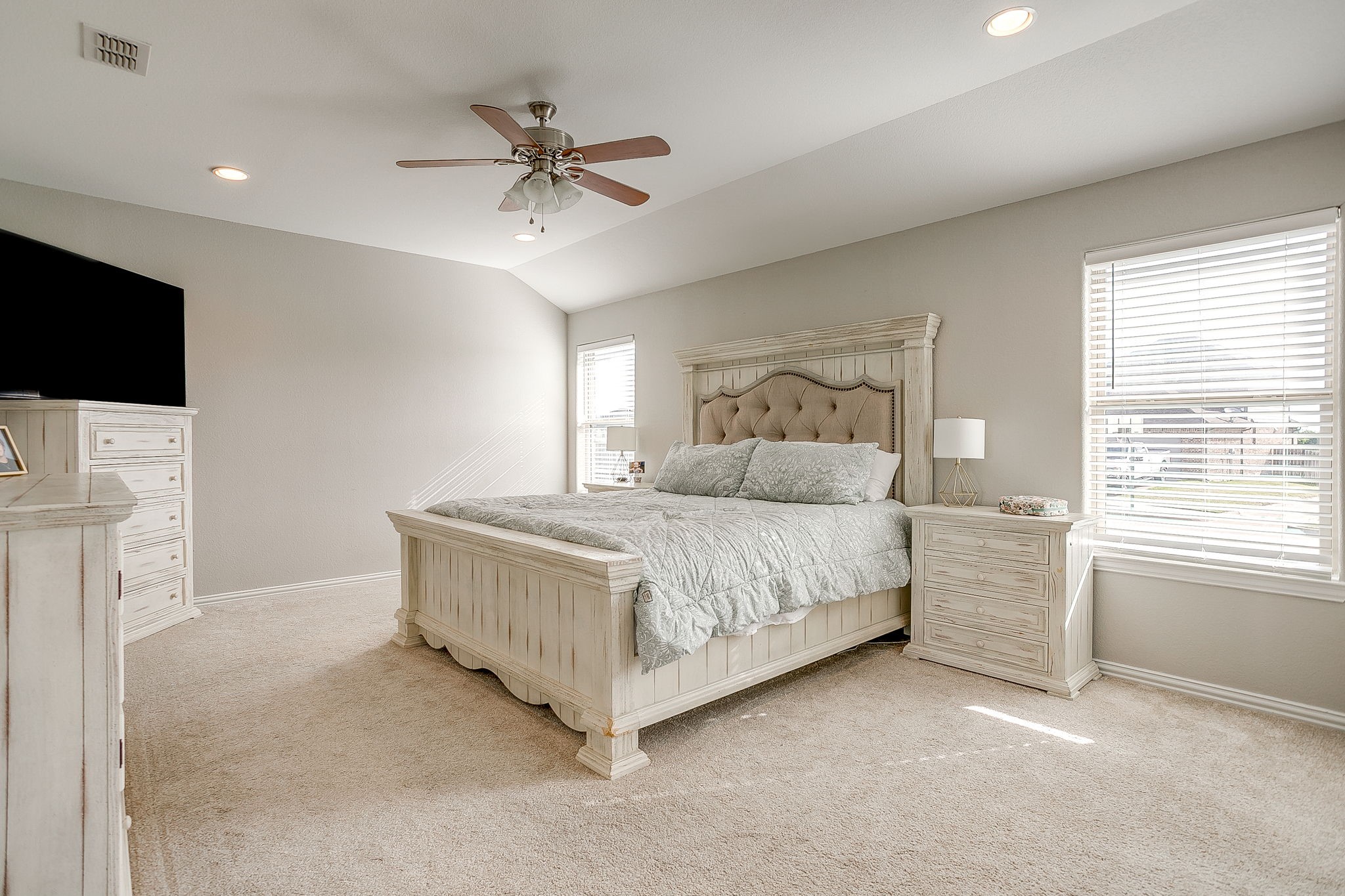 811 Carmen Ana Avenue Grandview TX 76050