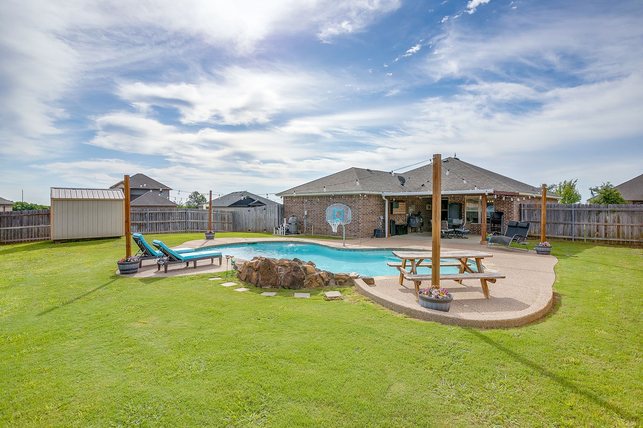 811 Carmen Ana Avenue Grandview TX 76050