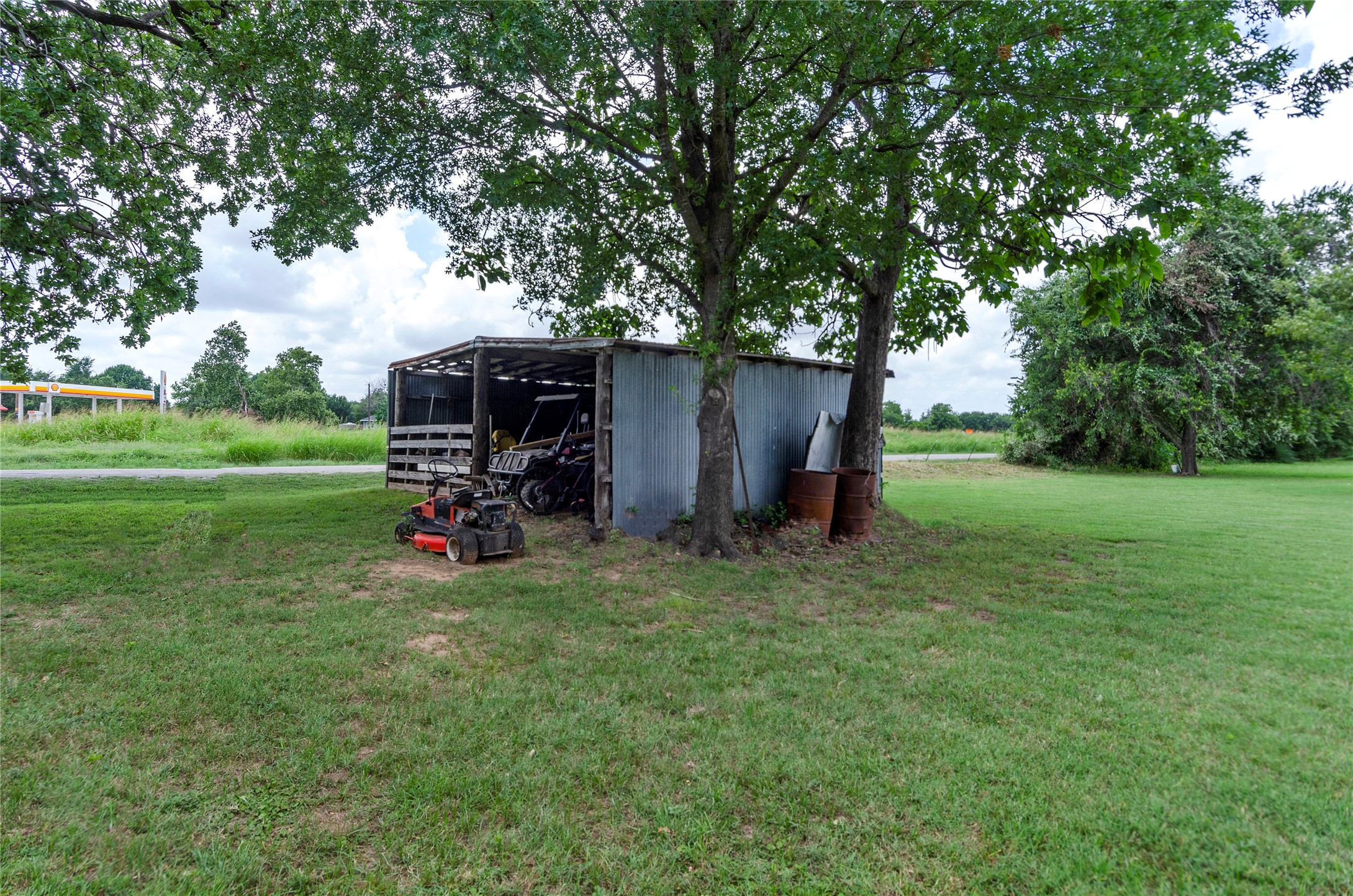 102 N Mesquite Street Paradise TX 76073