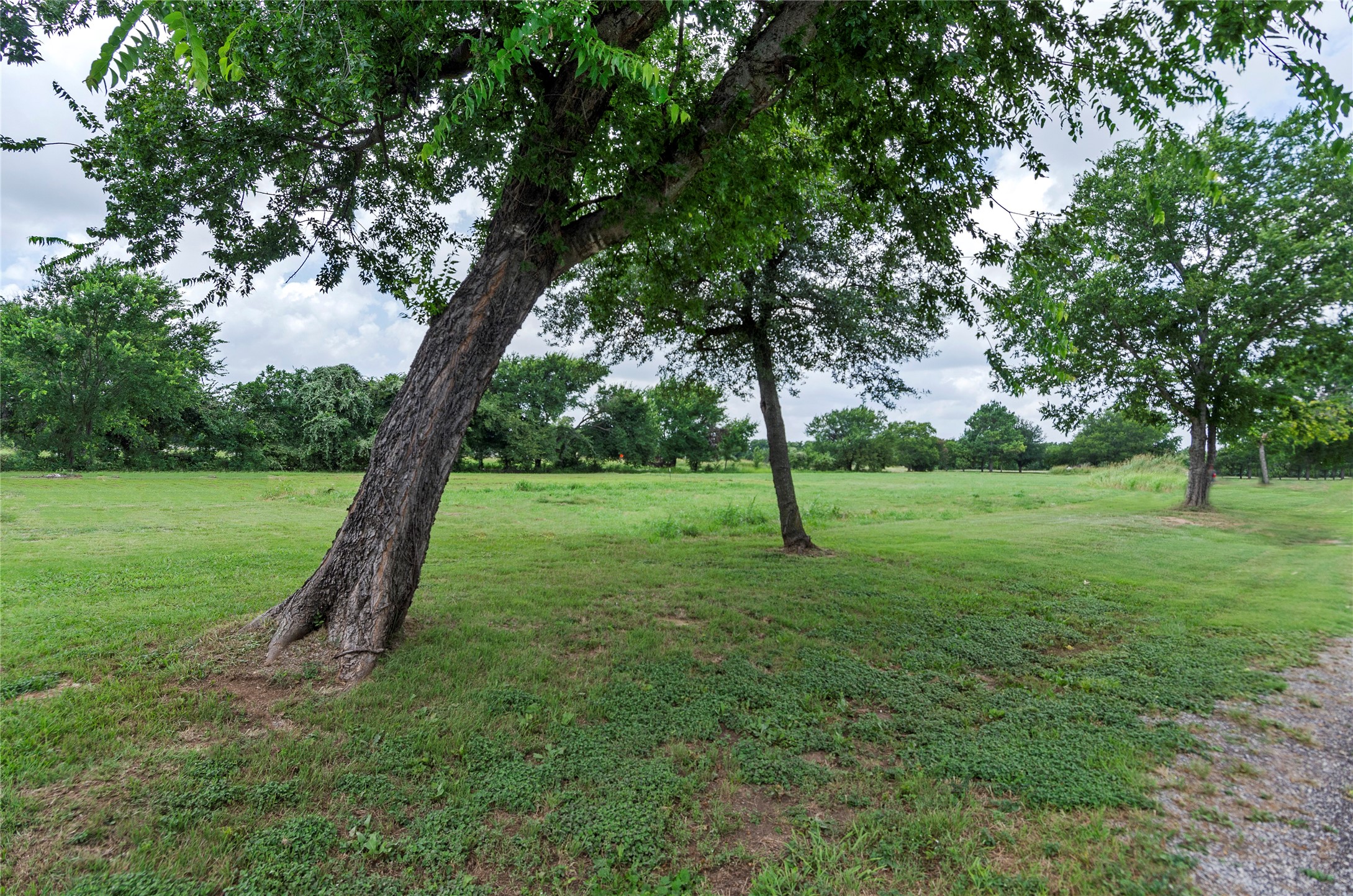 102 N Mesquite Street Paradise TX 76073