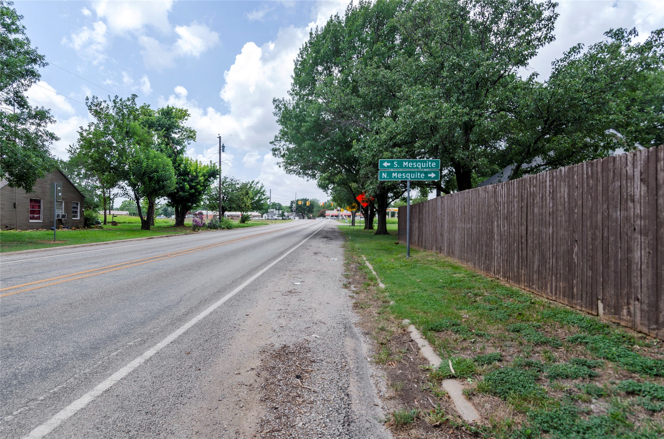 102 N Mesquite Street Paradise TX 76073