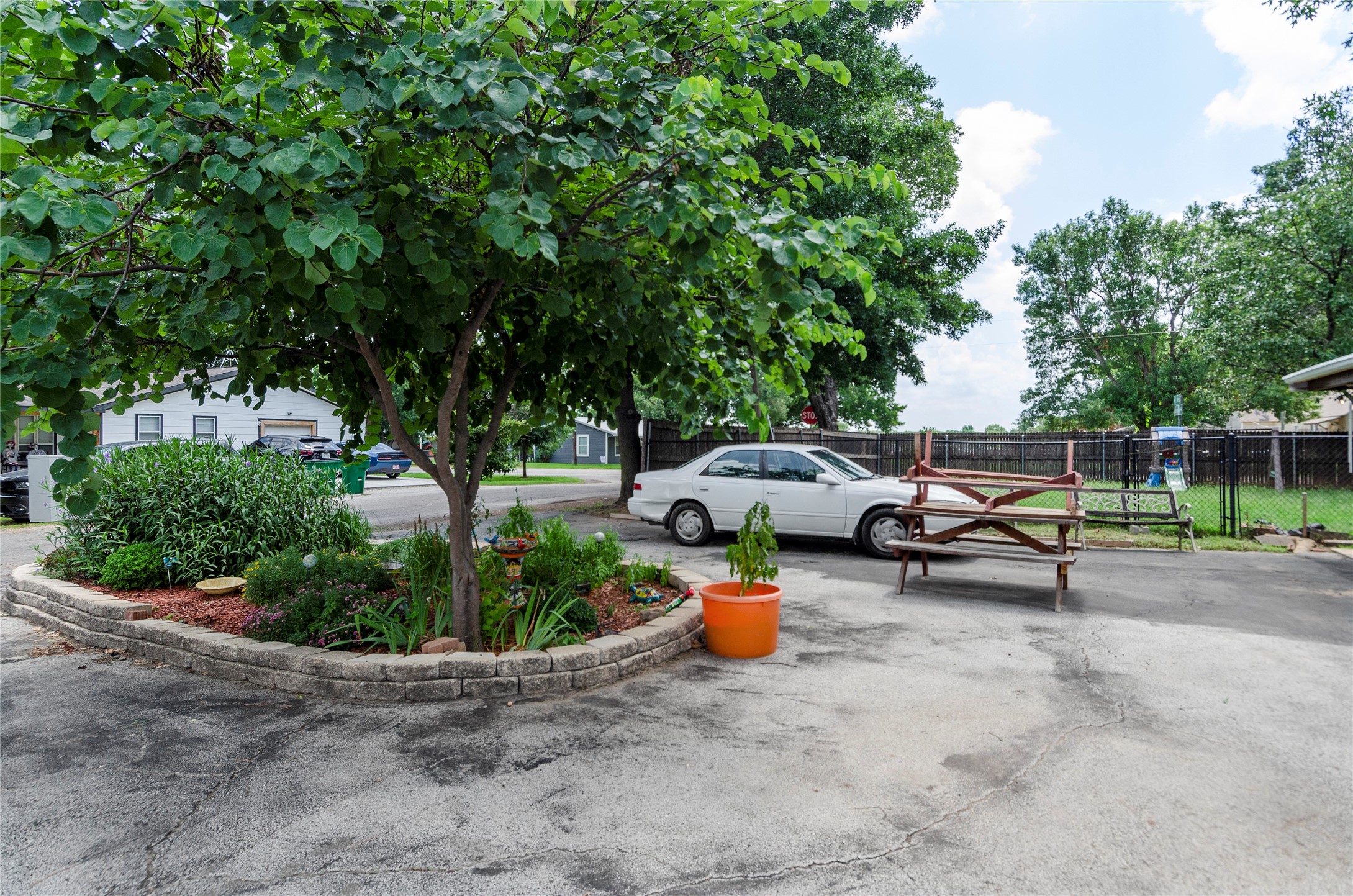 102 N Mesquite Street Paradise TX 76073
