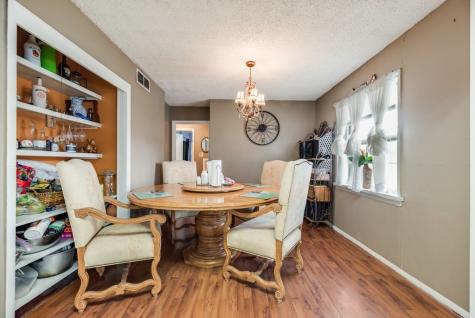 106 W Vista Drive Garland TX 75041