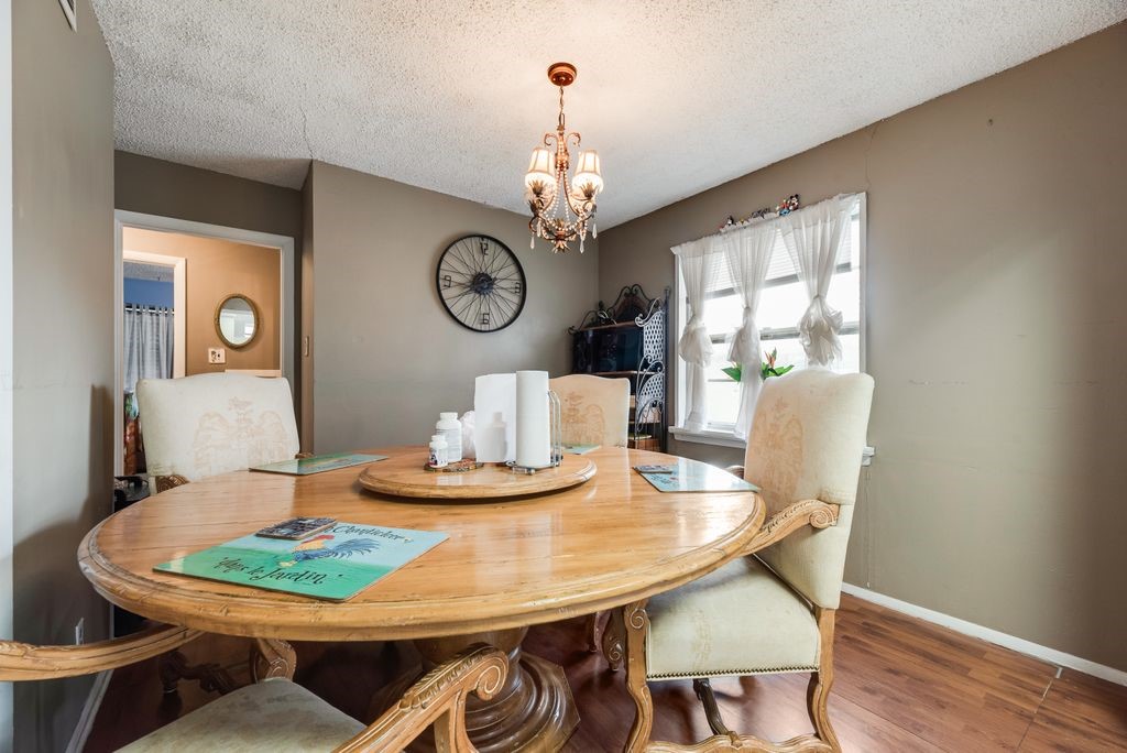 106 W Vista Drive Garland TX 75041