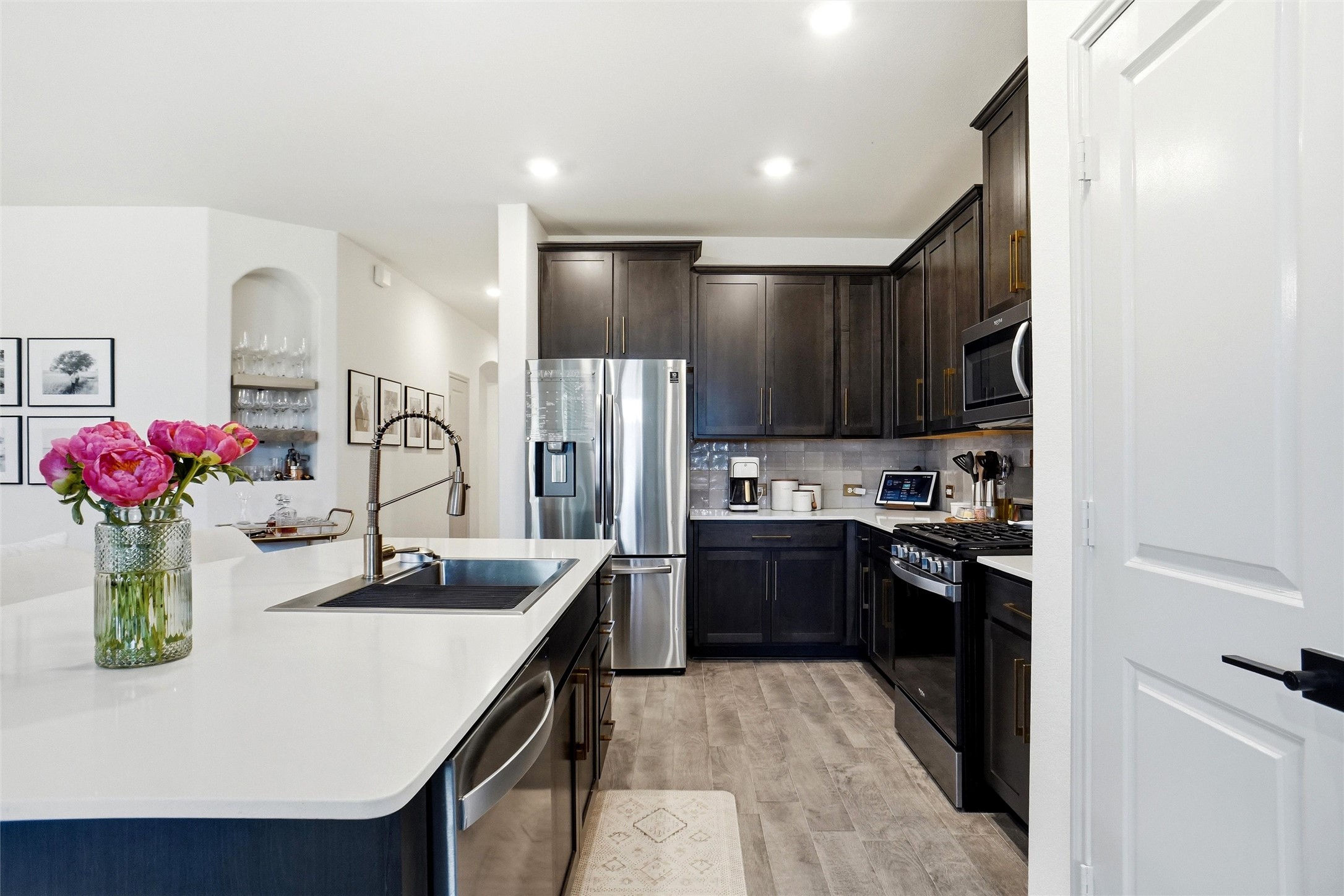 10512 Fountain Gate Street Aubrey TX 76227