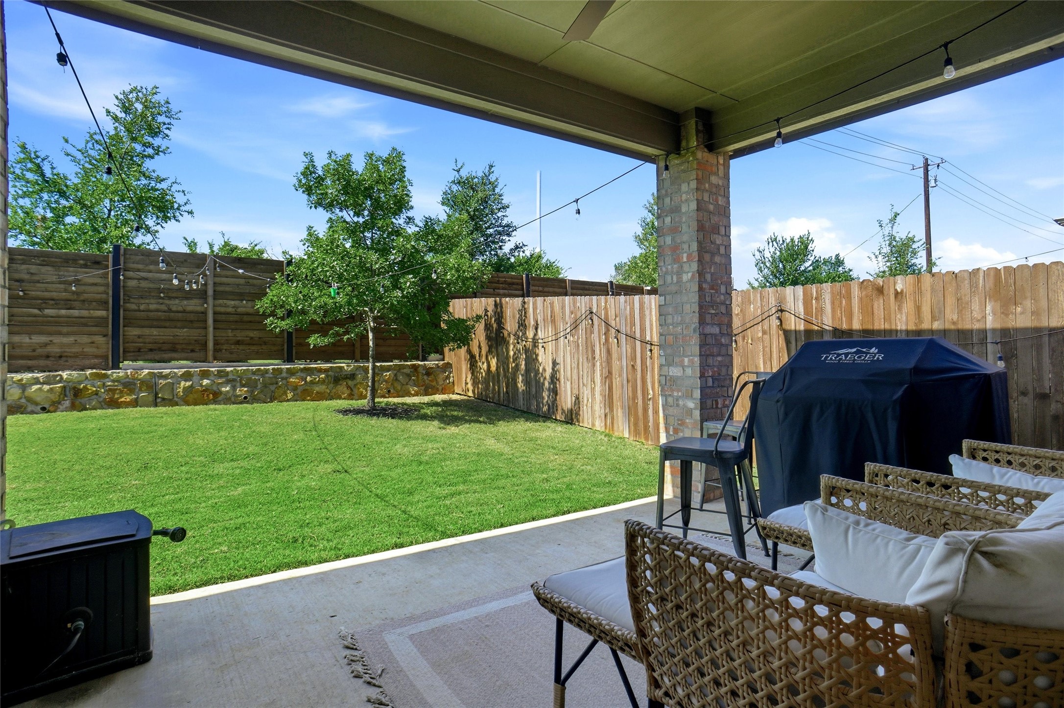 10512 Fountain Gate Street Aubrey TX 76227