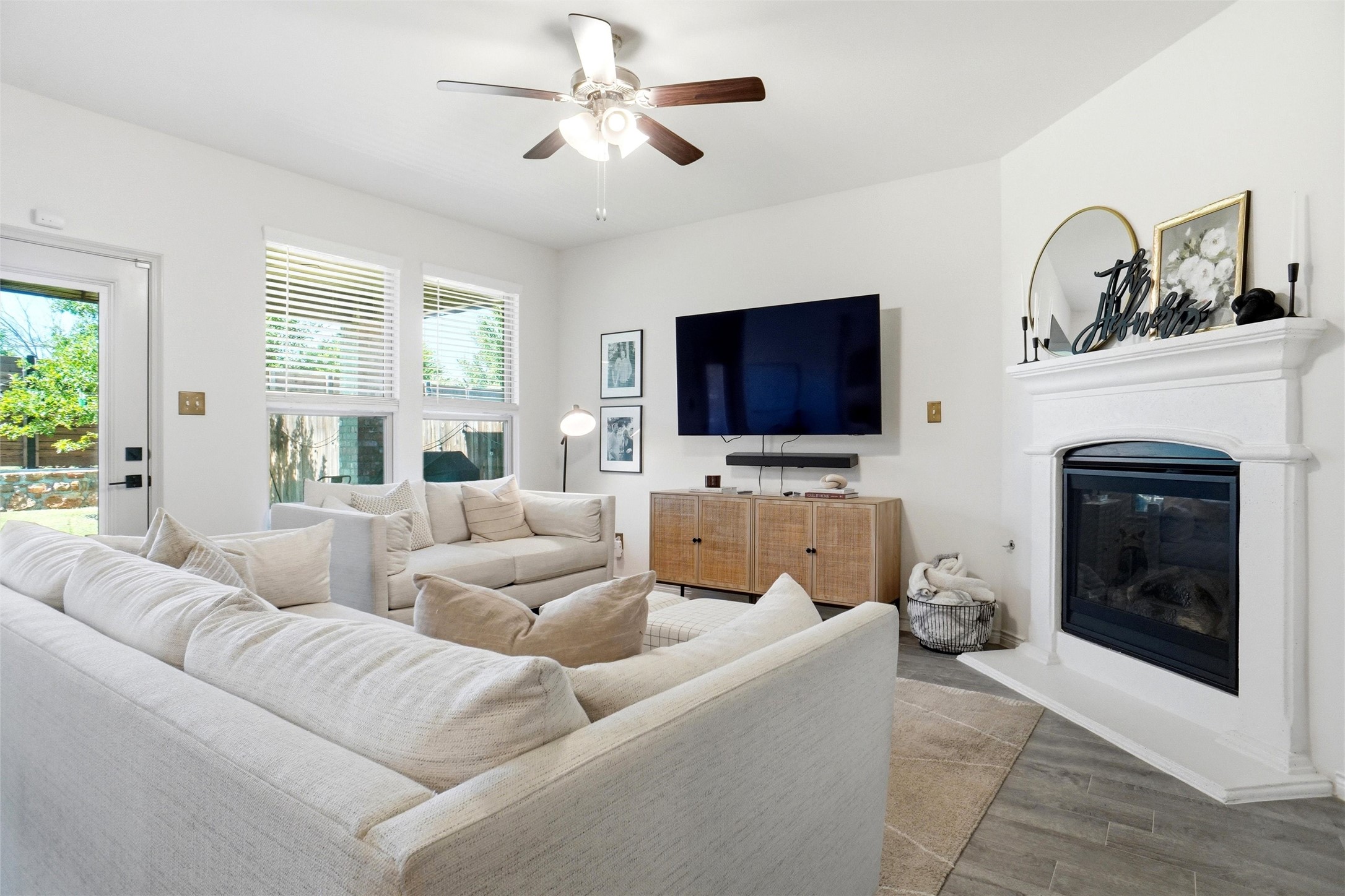 10512 Fountain Gate Street Aubrey TX 76227