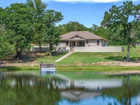 147 County Road 2309 Mineola TX 75773