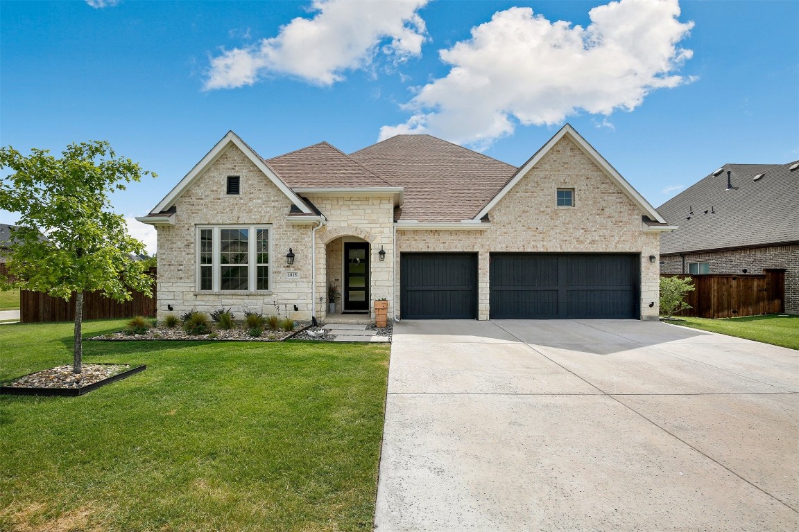 1015 Glen Garden Drive Roanoke TX 76262