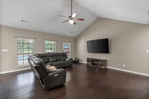 2913 Bairds Lane Burleson TX 76028