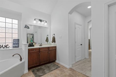 2640 Greyhawk Drive Little Elm TX 75068