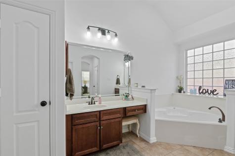 2640 Greyhawk Drive Little Elm TX 75068