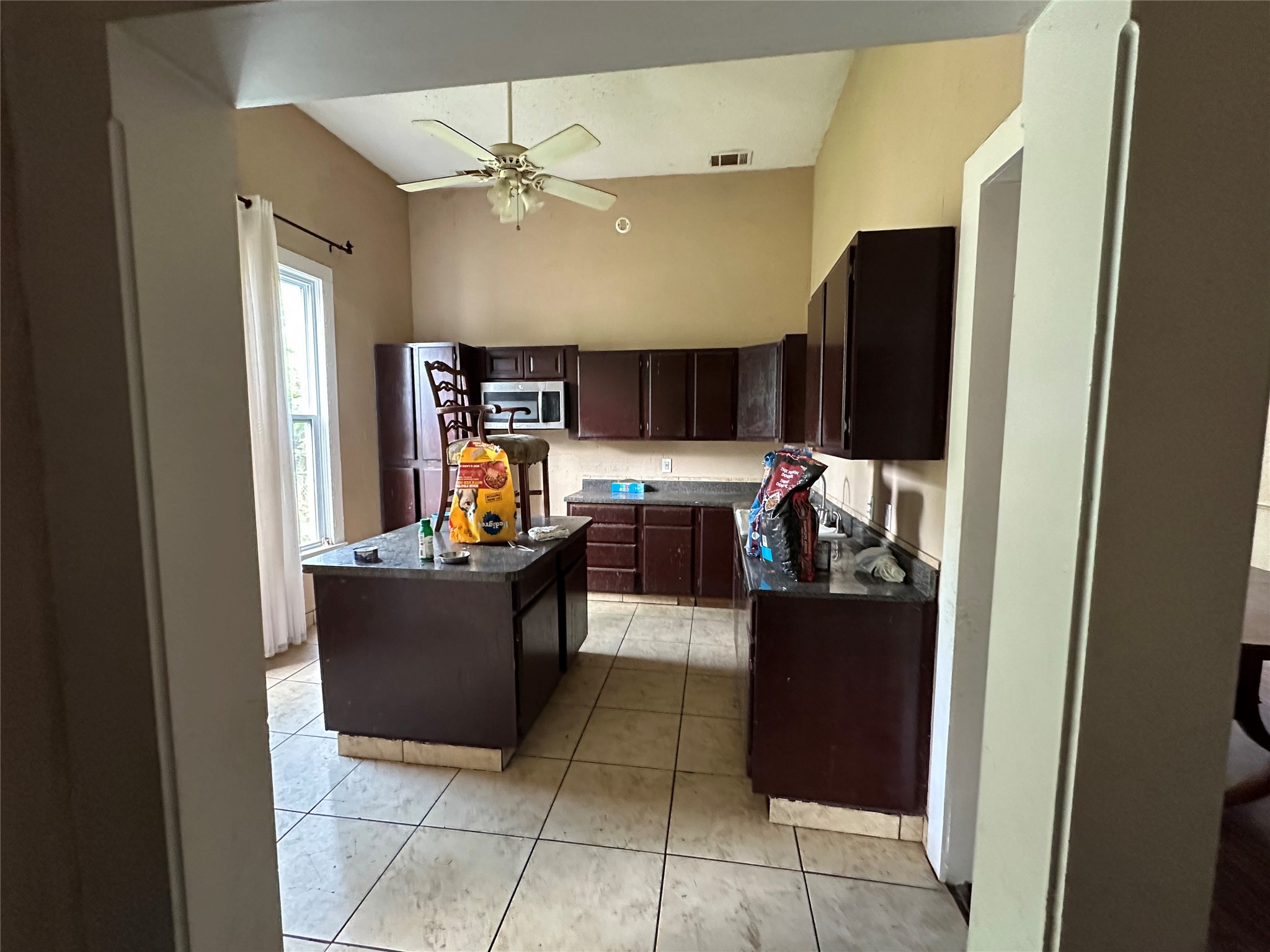 1405 Caddo Street Commerce TX 75428