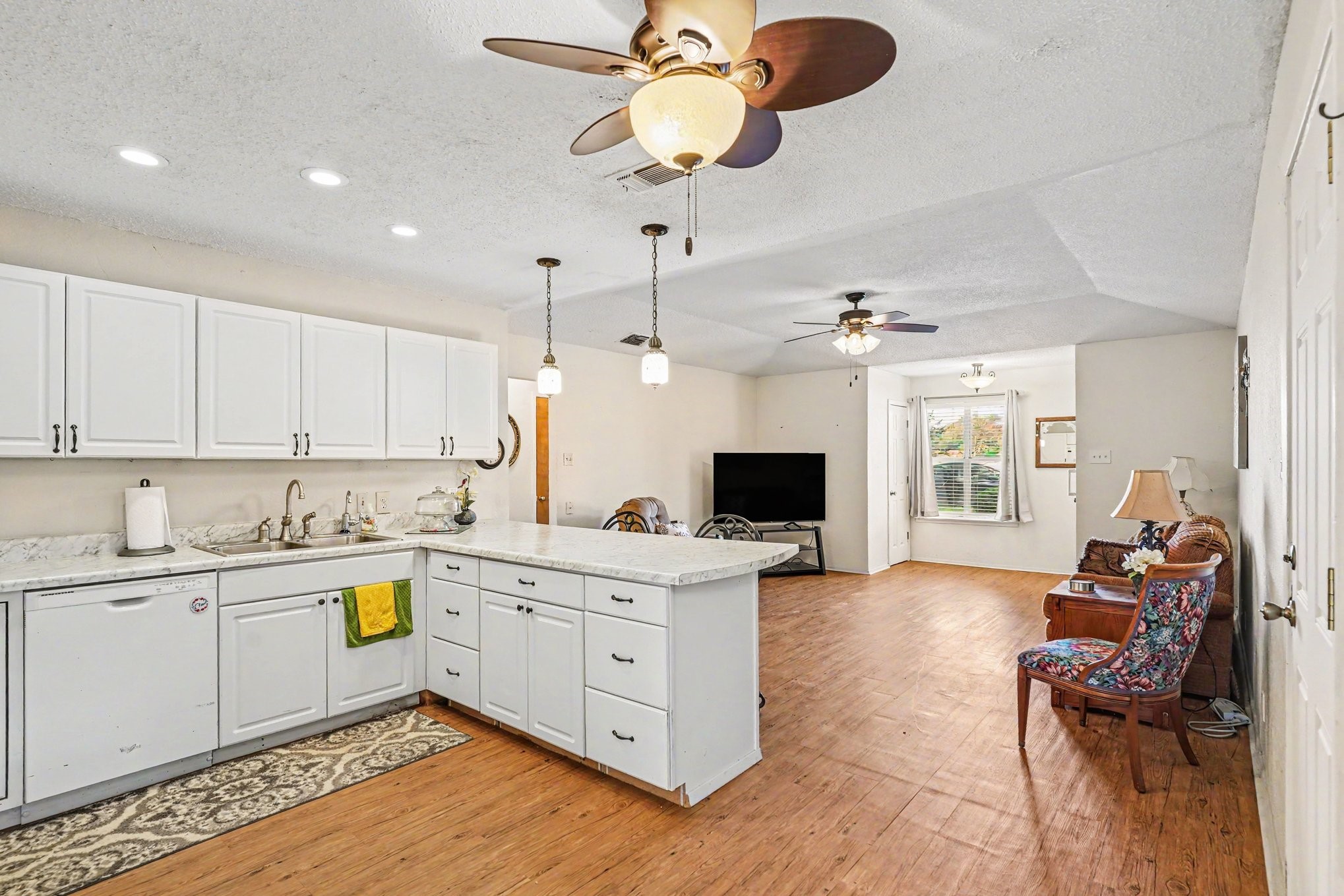 324 Ashwood Street Azle TX 76020