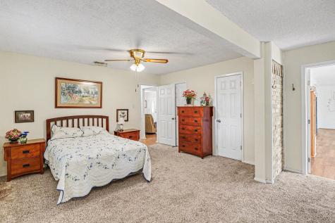 324 Ashwood Street Azle TX 76020