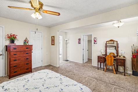 324 Ashwood Street Azle TX 76020