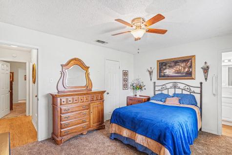 324 Ashwood Street Azle TX 76020