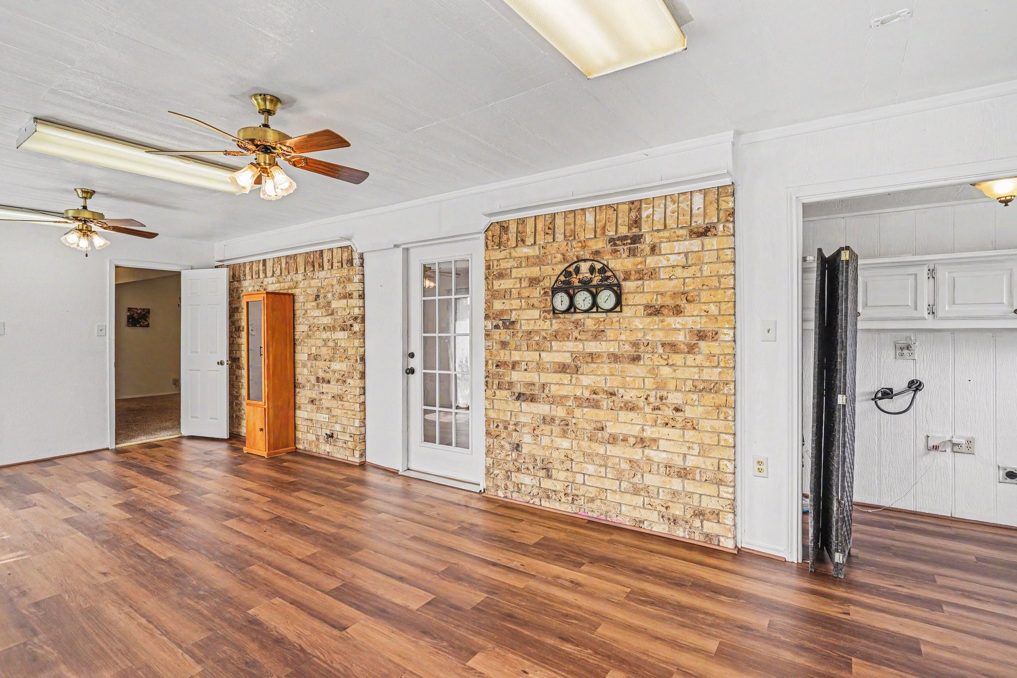 324 Ashwood Street Azle TX 76020