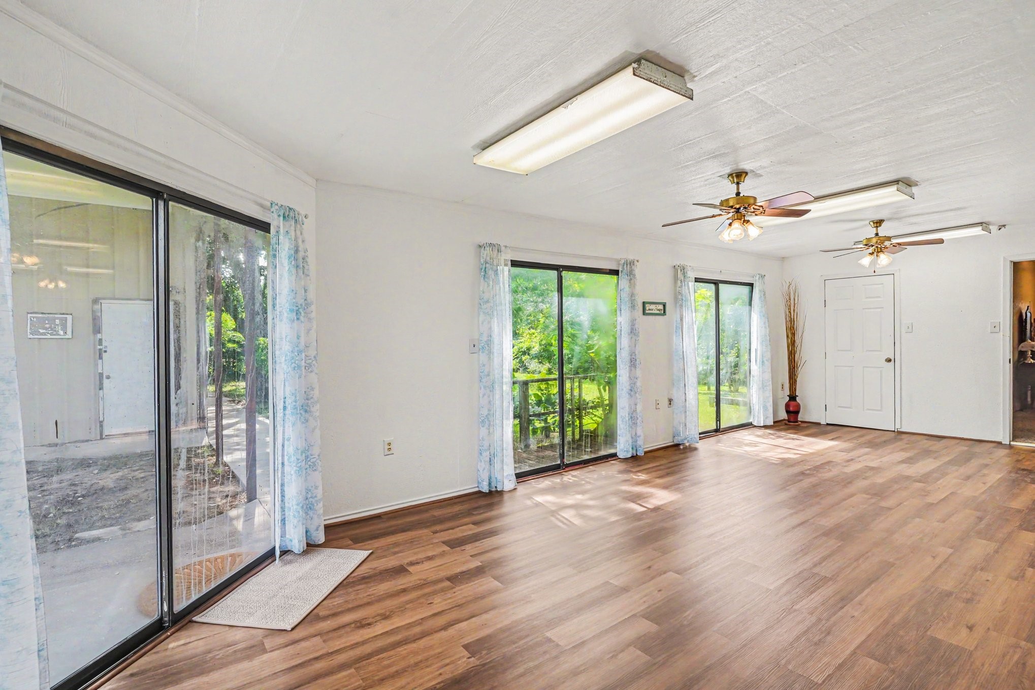 324 Ashwood Street Azle TX 76020
