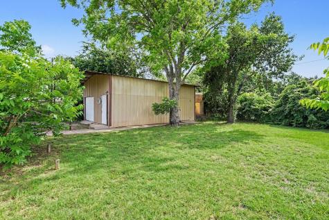 324 Ashwood Street Azle TX 76020