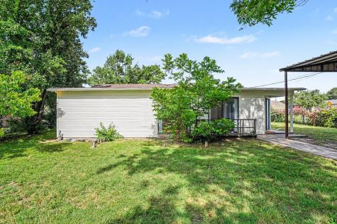 324 Ashwood Street Azle TX 76020