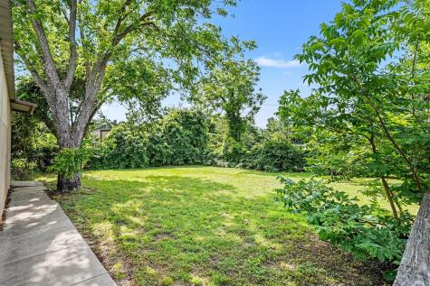 324 Ashwood Street Azle TX 76020