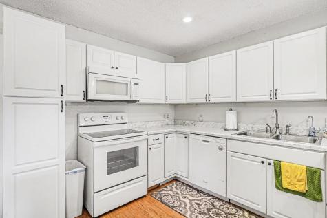 324 Ashwood Street Azle TX 76020