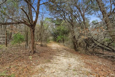 444 Red Bud Hill Valley Mills TX 76689