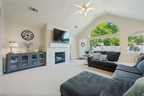 9124 Peace Street Fort Worth TX 76244