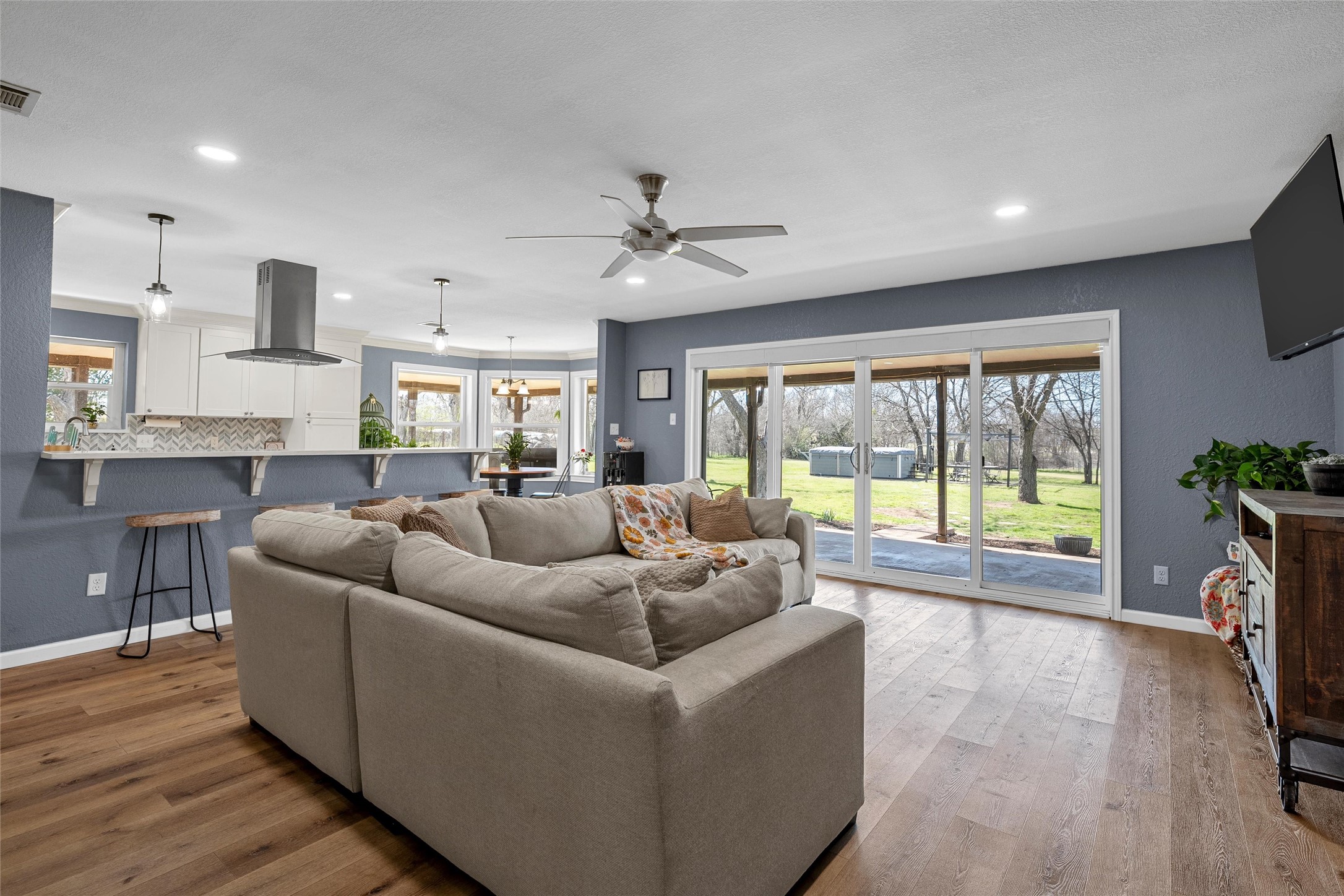 107 S Old Robinson Road Robinson TX 76706