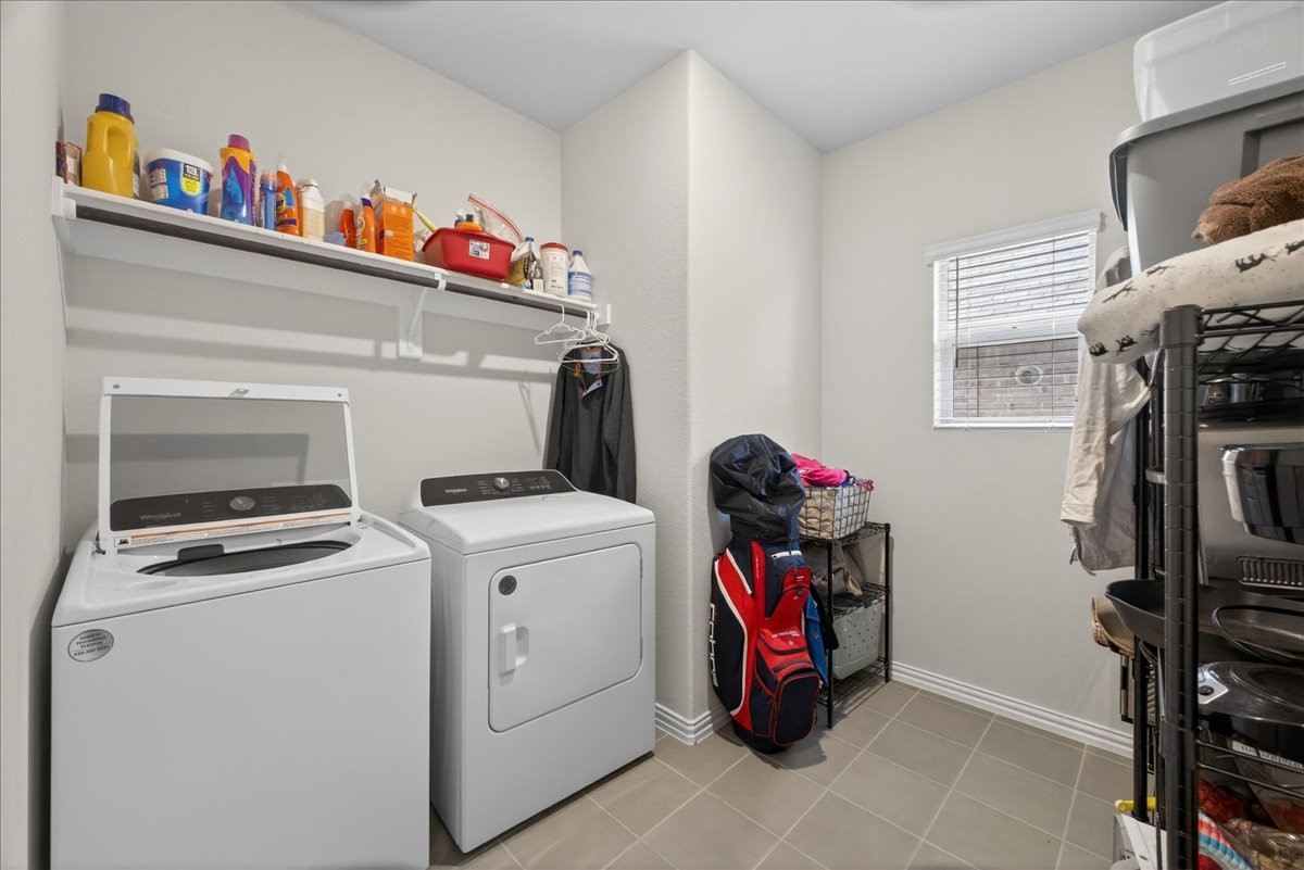 6717 Iron Oak Road Crowley TX 76036