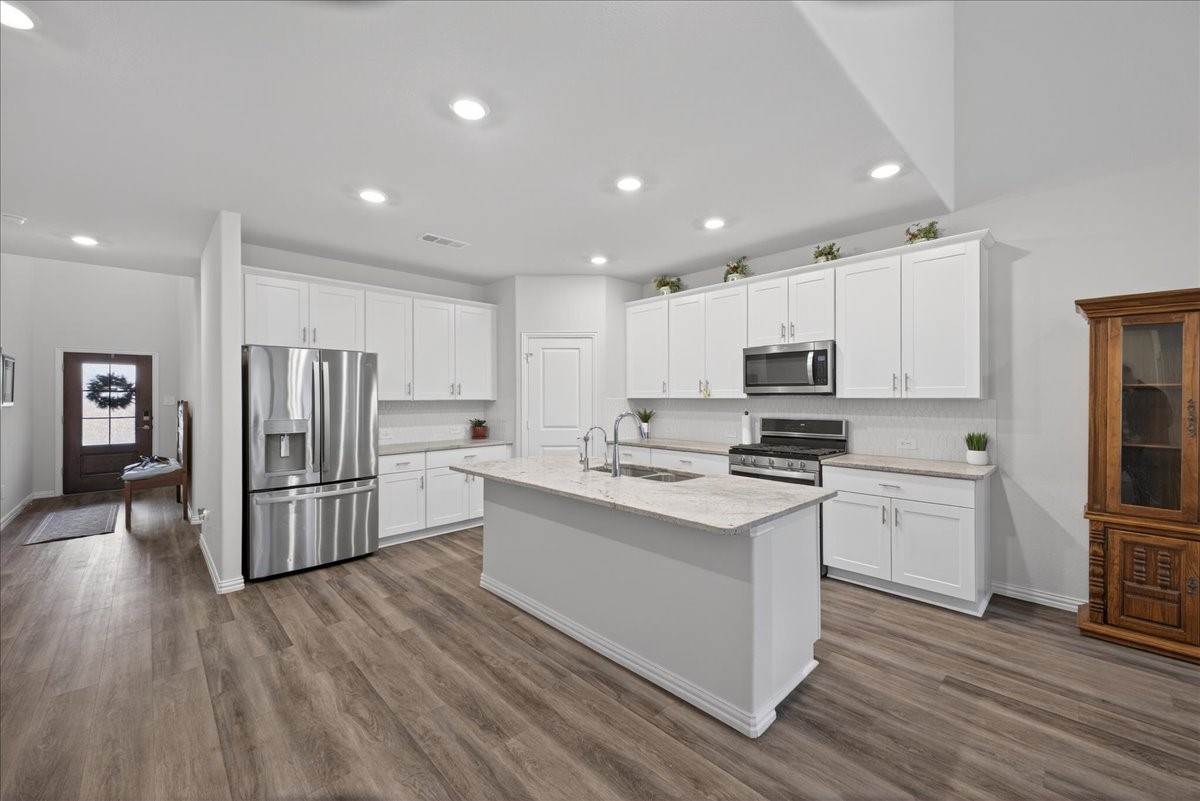 6717 Iron Oak Road Crowley TX 76036