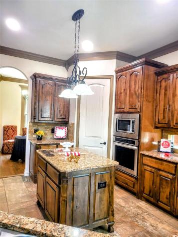 6401 Vintage Lake Drive Arlington TX 76016