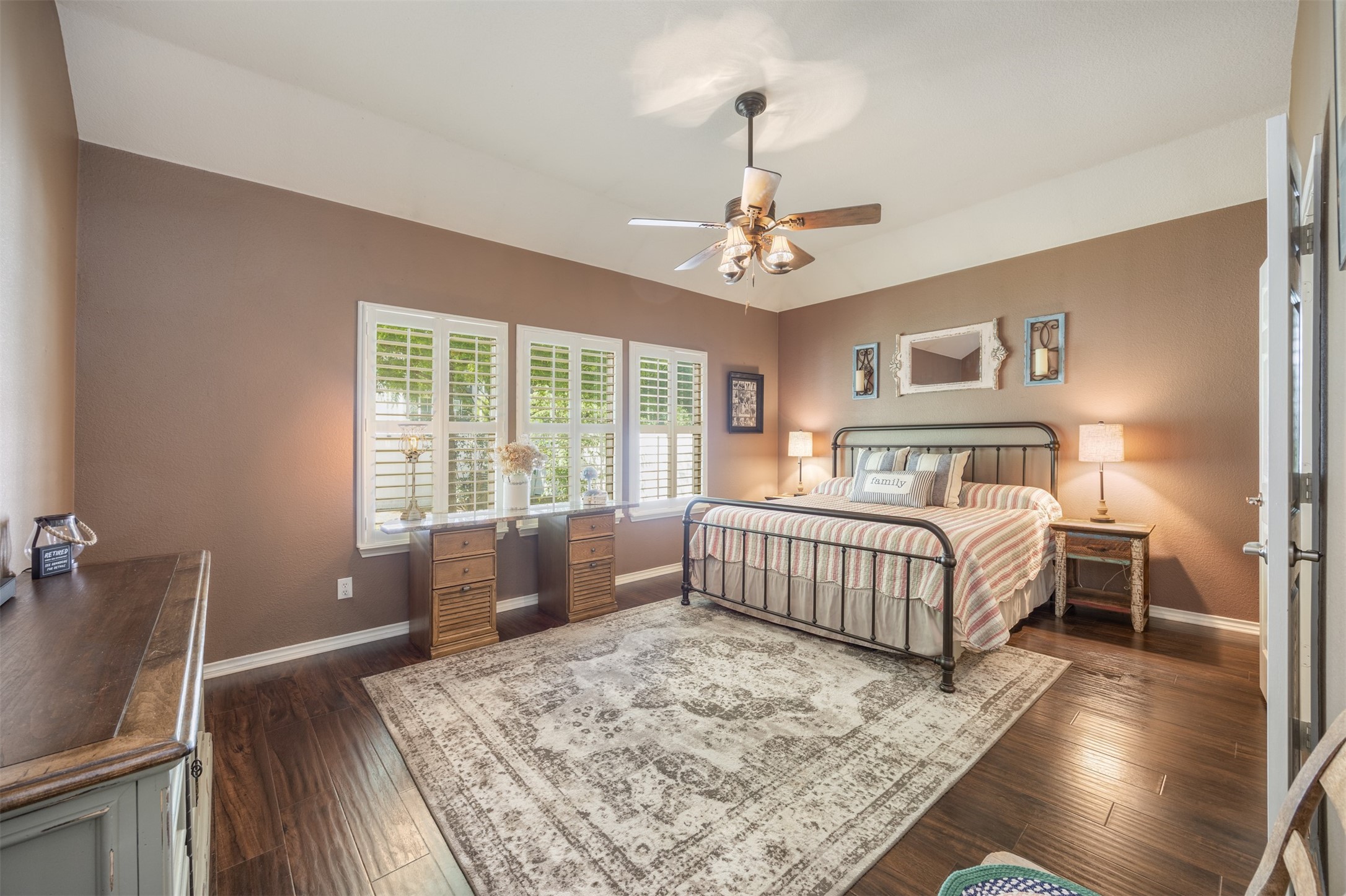 1812 Azalea Drive Savannah TX 76227