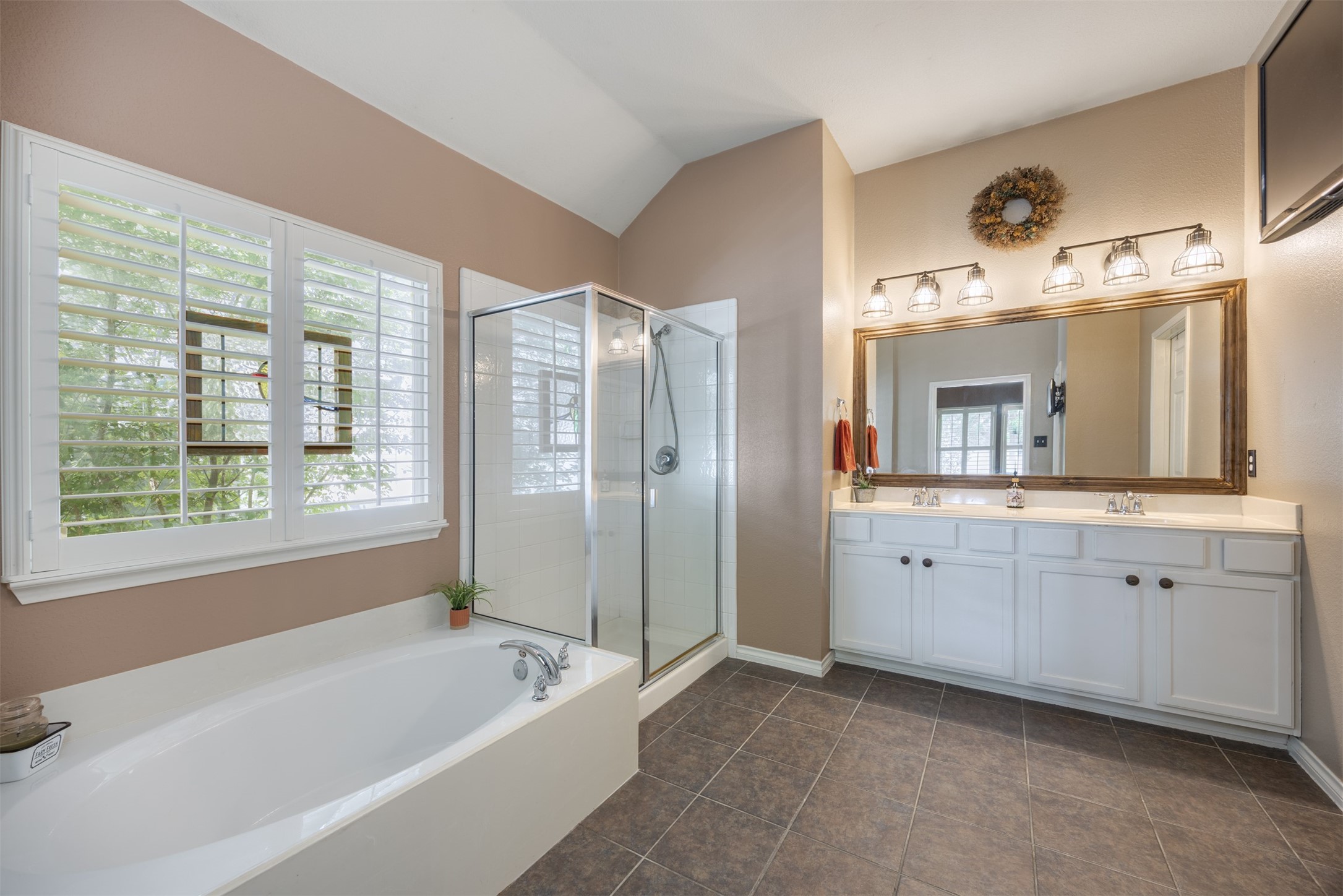 1812 Azalea Drive Savannah TX 76227